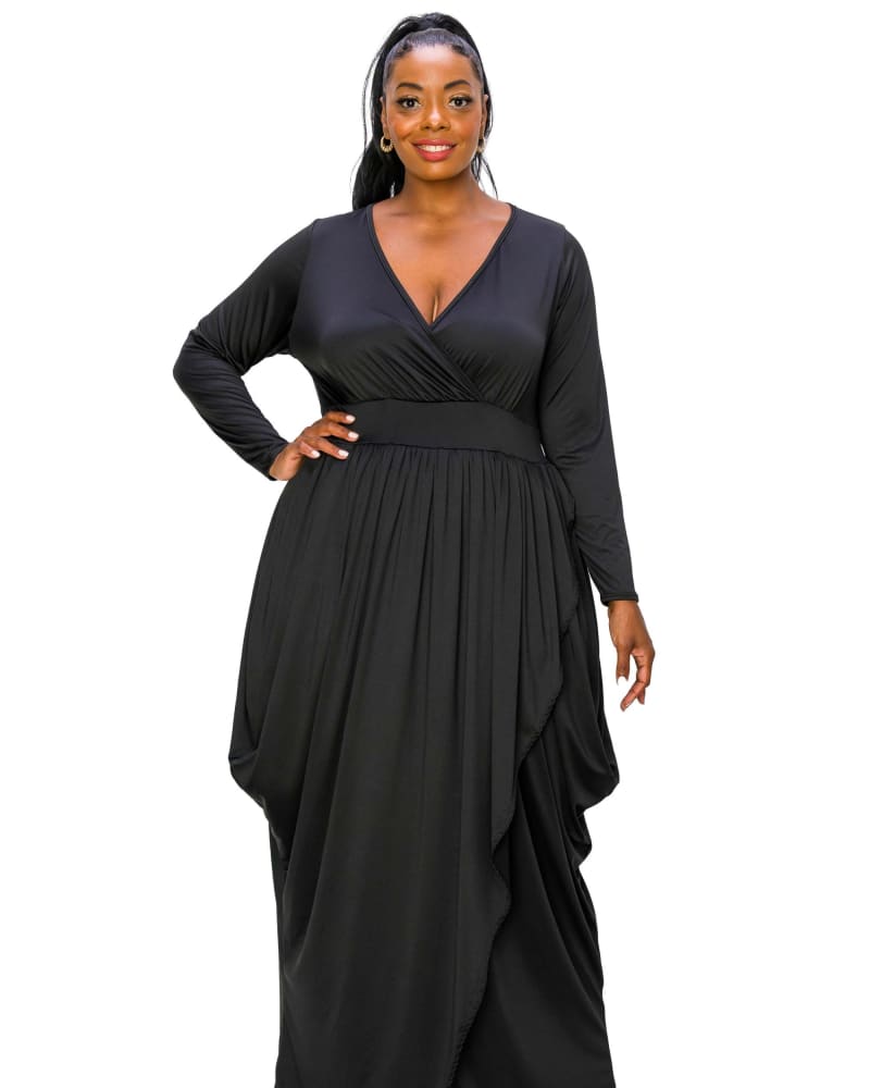 Front of a model wearing a size 1X Giuliana Tulip Hem Maxi Dress in Black by L I V D. | dia_product_style_image_id:309583